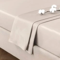 Dorma Smooth & Soft 300 Thread Count Cotton Sateen Flat Sheet 29 Dorma Smooth & Soft 300 Thread Count Cotton Sateen Flat Sheet -Lollipop 30624451