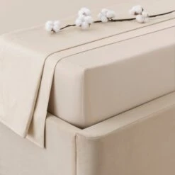 Dorma Smooth & Soft 300 Thread Count Cotton Sateen Flat Sheet 31 Dorma Smooth & Soft 300 Thread Count Cotton Sateen Flat Sheet -Lollipop 30624451 alt01