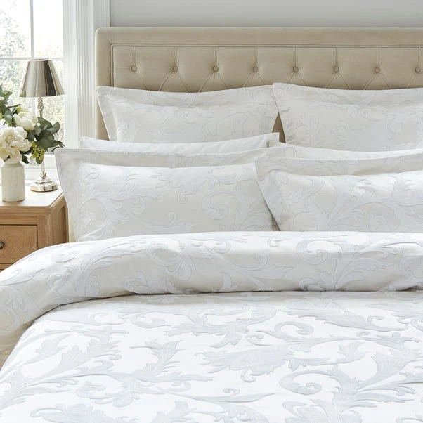 Dorma Acanthus Jacquard Duvet Cover 9 Dorma Acanthus Jacquard Duvet Cover - Image 7