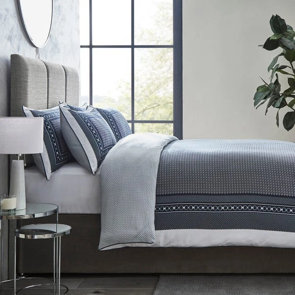 Dorma Abbotswood 100% Cotton Navy Duvet Cover And Pillowcase Set 4 Dorma Abbotswood 100% Cotton Navy Duvet Cover And Pillowcase Set - Image 2