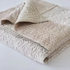 Dorma Charlbury Bedspread -Lollipop 30753851 alt01