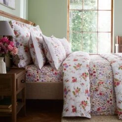 Dorma Modern Ditsy 100% Cotton Flat Sheet 31 Dorma Modern Ditsy 100% Cotton Flat Sheet -Lollipop 30900511 alt01