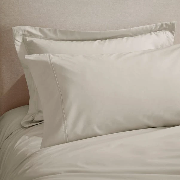 Dorma Crisp & Fresh 400 Thread Count Cotton Percale Kingsize Standard Pillowcase 13 Dorma Crisp & Fresh 400 Thread Count Cotton Percale Kingsize Standard Pillowcase - Image 11