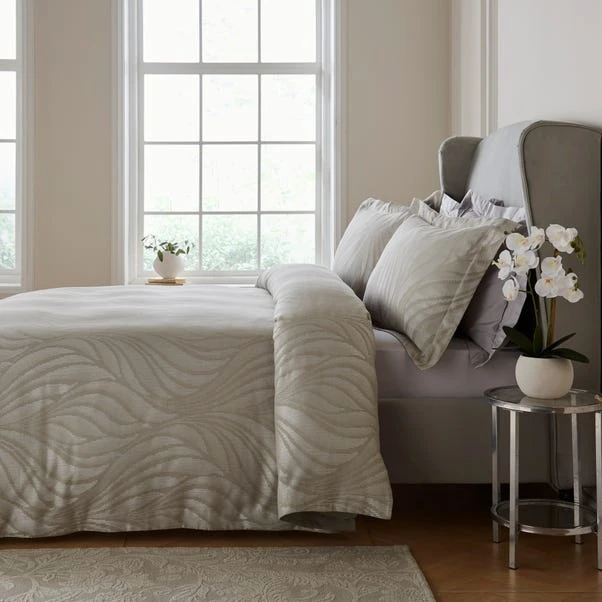 Dorma Whirl Wind Duvet Cover And Pillowcase Set 4 Dorma Whirl Wind Duvet Cover And Pillowcase Set - Image 2