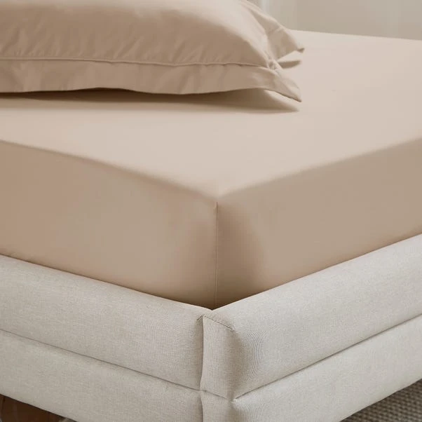 Dorma Crisp & Fresh 400 Thread Count Egyptian Cotton Percale Fitted Sheet 8 Dorma Crisp & Fresh 400 Thread Count Egyptian Cotton Percale Fitted Sheet - Image 6